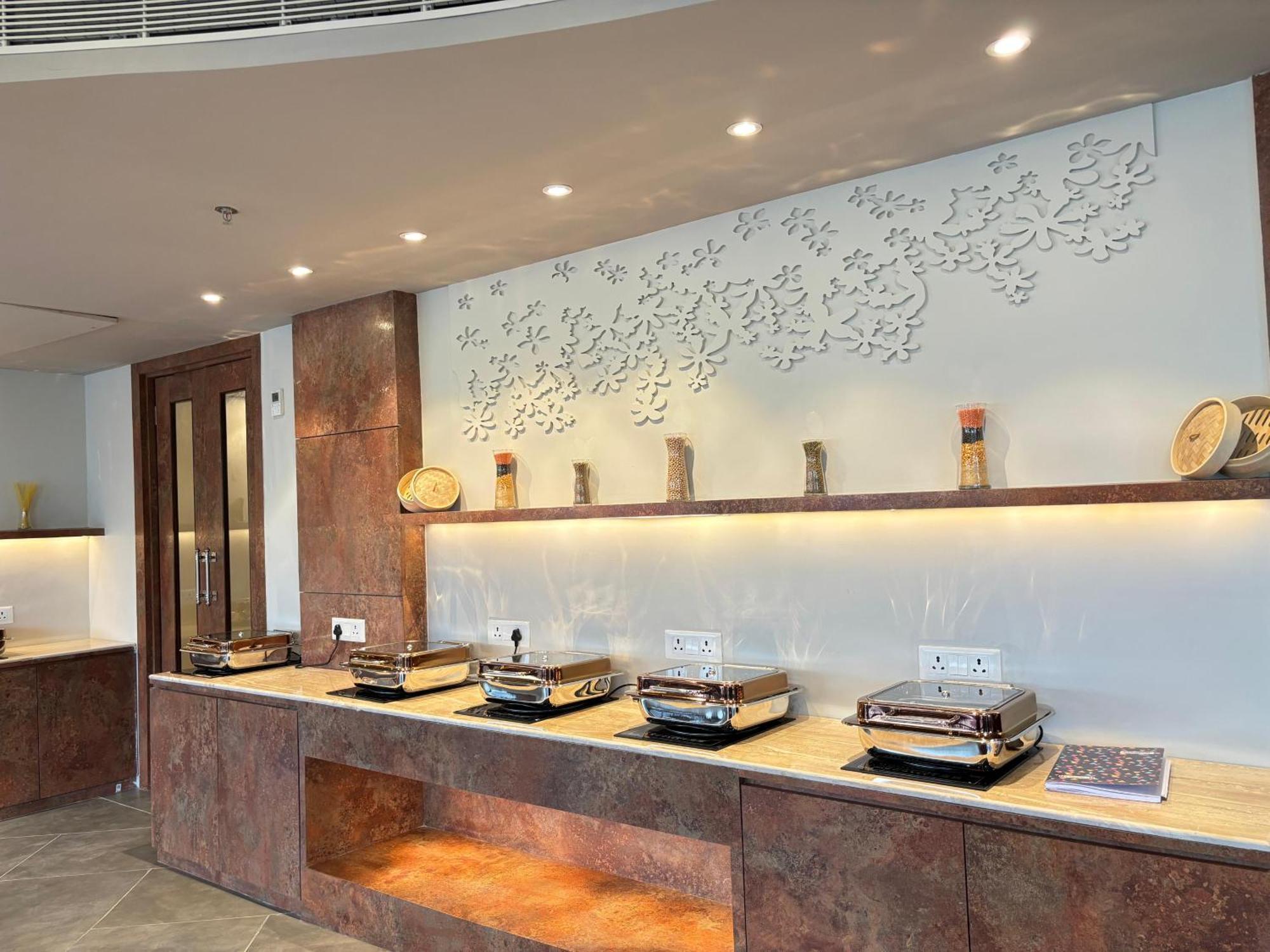 Northin Hotel Καλκούτα Εξωτερικό φωτογραφία